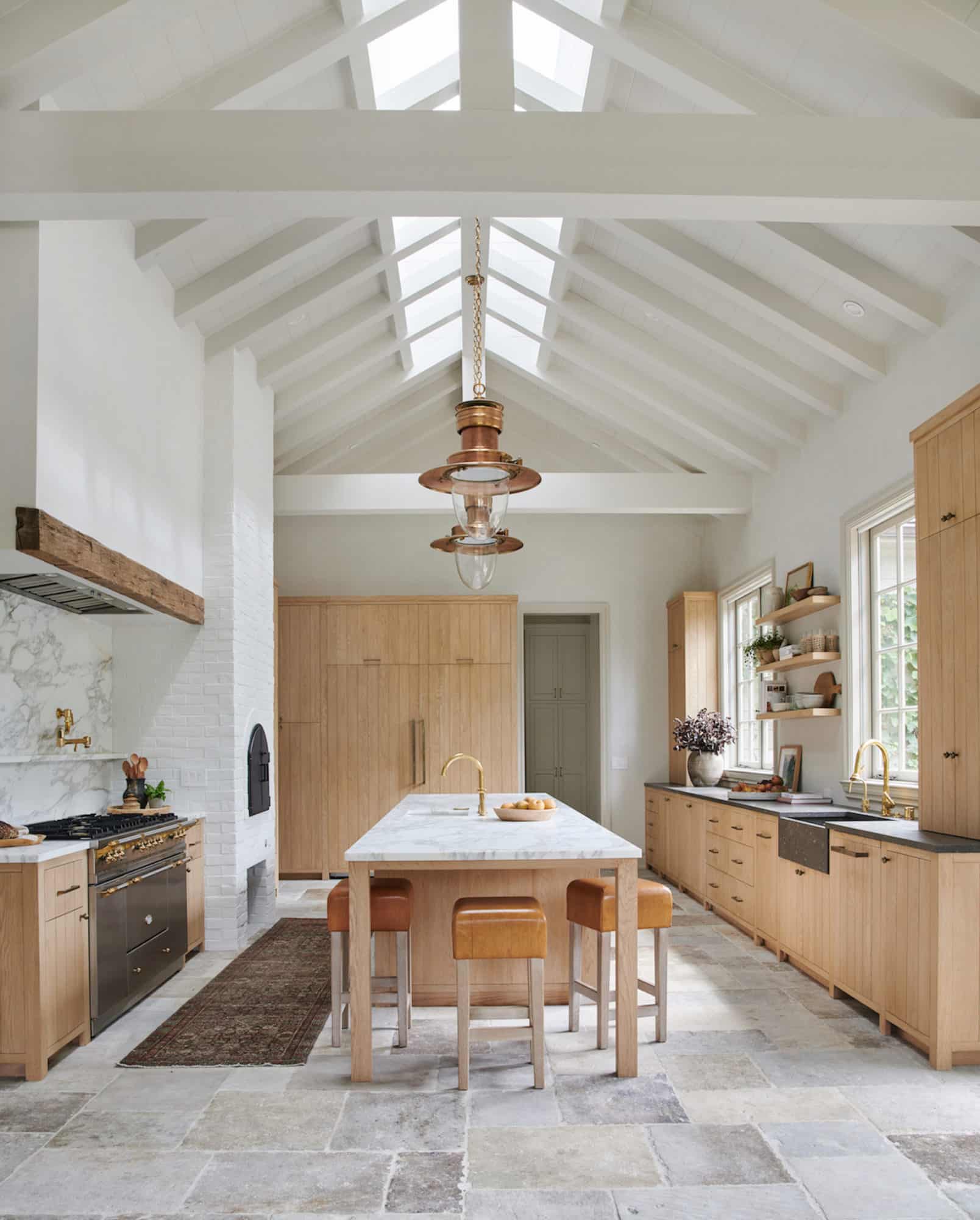 Fall Kitchen Latest: Leather-based-based Counter Stools Spherical-Up